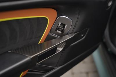 2017 Aston Martin V12 Vantage