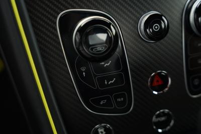 2017 Aston Martin V12 Vantage