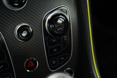 2017 Aston Martin V12 Vantage