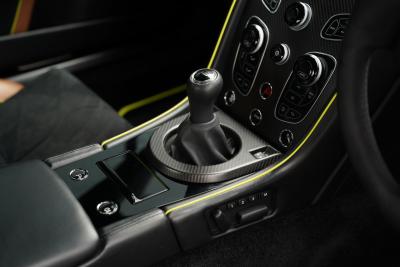 2017 Aston Martin V12 Vantage