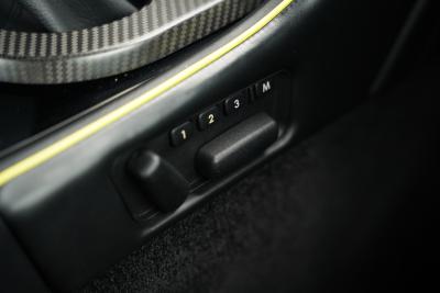 2017 Aston Martin V12 Vantage