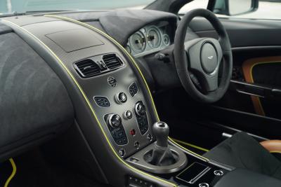 2017 Aston Martin V12 Vantage