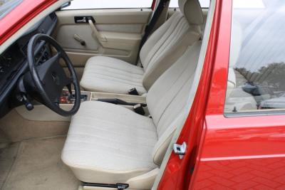 1985 Mercedes - Benz 190D 2.5