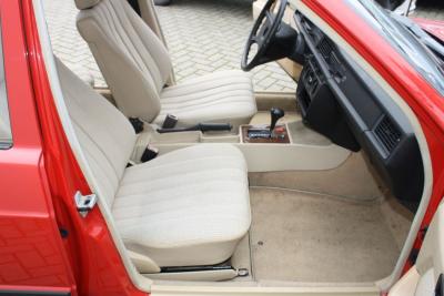1985 Mercedes - Benz 190D 2.5