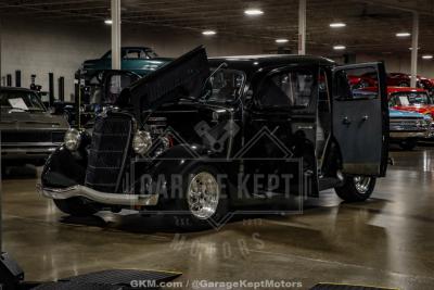 1935 Ford Model 48