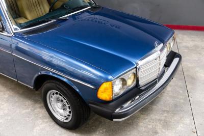 1984 Mercedes - Benz 300 CD