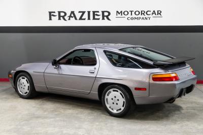 1987 Porsche 928 S4
