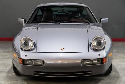 1987 Porsche 928 S4