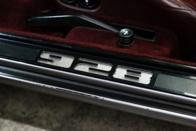 1987 Porsche 928 S4