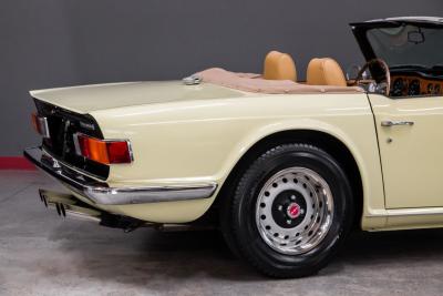 1971 Triumph FUEL INJECTED OVERDIVE TR6