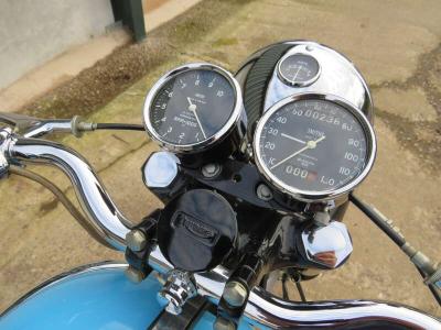 1960 Triumph T120R BONNEVILLE