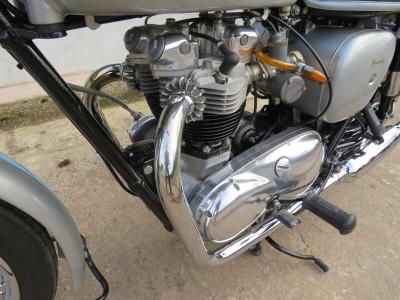 1960 Triumph T120R BONNEVILLE