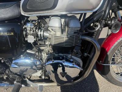 2001 Triumph BONNEVILLE T100