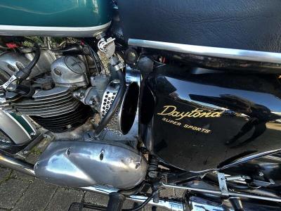 1967 Triumph T100R DAYTONA