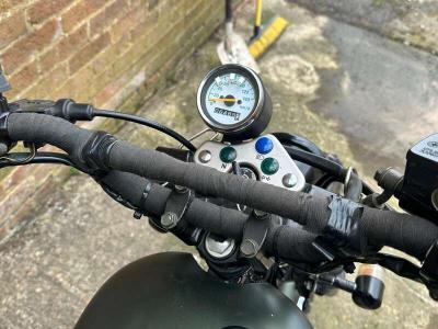 2005 Suzuki GZ250 249CC