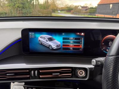 2022 Mercedes - Benz EQC 400 80kWh AMG Line (Premium Plus) Auto 4MATIC 5dr