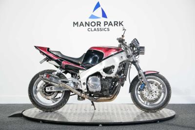 1987 Yamaha FZR1000 Genesis