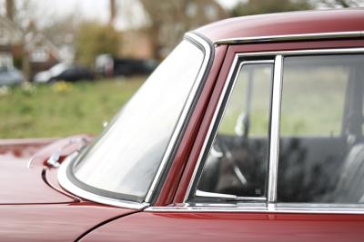 1967 Mercedes - Benz 220B Fintail