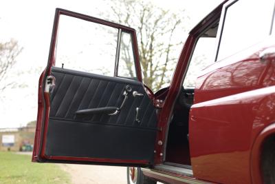 1967 Mercedes - Benz 220B Fintail