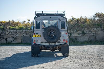 2001 Land Rover Defender 90 Tomb Raider