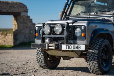 2001 Land Rover Defender 90 Tomb Raider