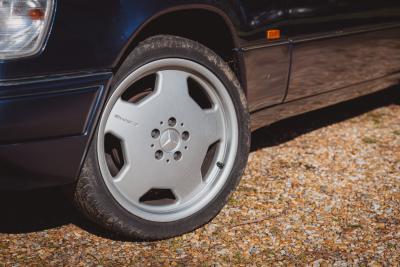 1995 Mercedes - Benz E220 Cabriolet