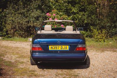 1995 Mercedes - Benz E220 Cabriolet