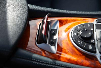 2003 Mercedes - Benz SL500 R230