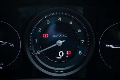 2022 Porsche 911 CARRERA GTS