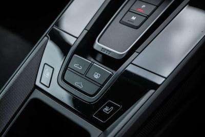 2022 Porsche 911 CARRERA GTS