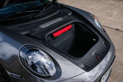 2022 Porsche 911 CARRERA GTS