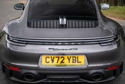 2022 Porsche 911 CARRERA GTS