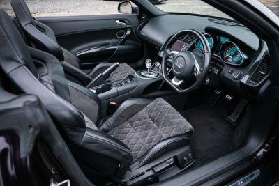 2011 Audi R8 SPYDER QUATTRO V10 MANUAL