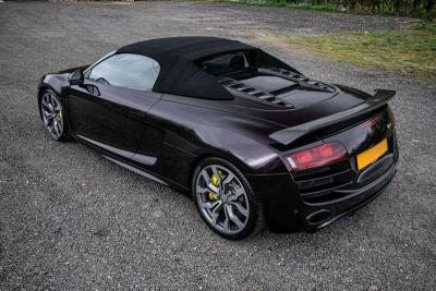 2011 Audi R8 SPYDER QUATTRO V10 MANUAL