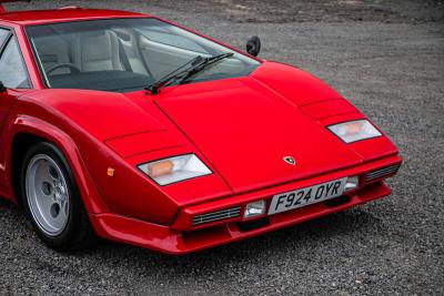 1988 Lamborghini COUNTACH 5000 QUATTROVALVOLE 88.5 UK RHD