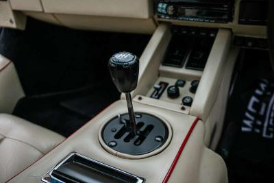 1988 Lamborghini COUNTACH 5000 QUATTROVALVOLE 88.5 UK RHD