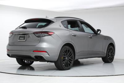 2022 Maserati Levante