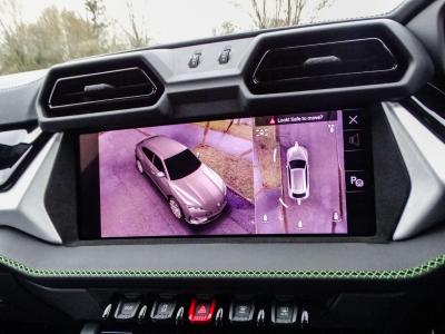 2025 Lamborghini 4.0 V8 BiTurbo 25.9kWh SE Auto 4WD Euro 6 5dr