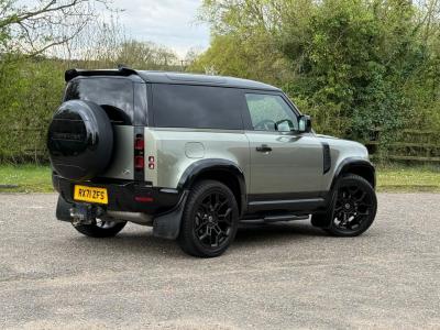 2021 Land Rover 3.0 D200 MHEV Hard Top SUV Auto 4WD SWB Euro 6 (s/s) 3dr