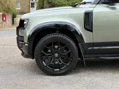 2021 Land Rover 3.0 D200 MHEV Hard Top SUV Auto 4WD SWB Euro 6 (s/s) 3dr