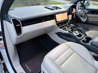 2021 Porsche 3.0 V6 E-Hybrid 17.9kWh TiptronicS 4WD Euro 6 (s/s) 5dr (3.6kW Charger)