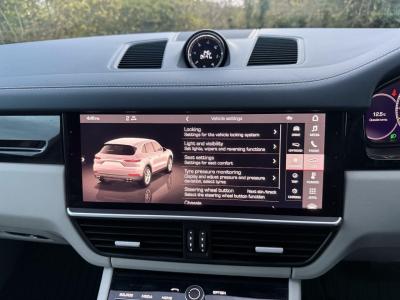 2021 Porsche 3.0 V6 E-Hybrid 17.9kWh TiptronicS 4WD Euro 6 (s/s) 5dr (3.6kW Charger)