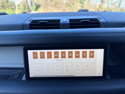 2021 Land Rover 3.0 D300 MHEV HSE Hard Top SUV Auto 4WD MWB Euro 6 (s/s) 5dr