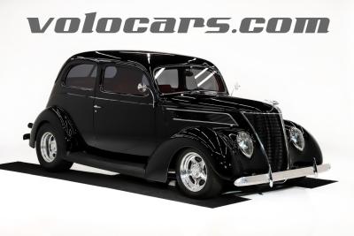 1937 Ford Slantback