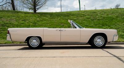 1962 Lincoln Continental