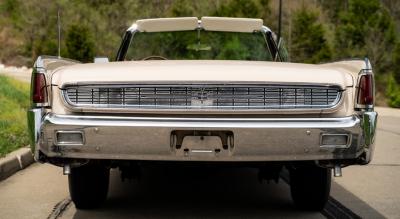 1962 Lincoln Continental