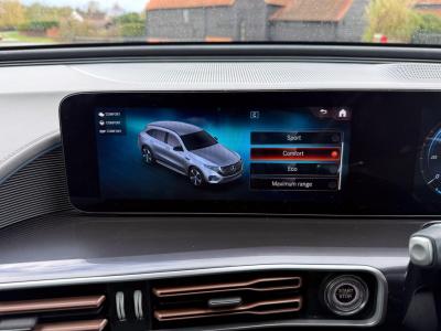 2022 Mercedes - Benz EQC 400 80kWh AMG Line (Premium Plus) Auto 4MATIC 5dr