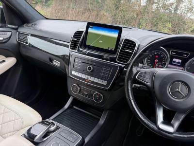 2017 Mercedes - Benz 3.0 GLE350d V6 designo Line SUV 5dr Diesel G-Tronic 4MATIC Euro 6 (s/s) (258 ps)