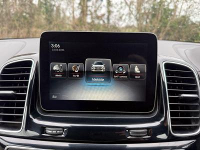 2017 Mercedes - Benz 3.0 GLE350d V6 designo Line SUV 5dr Diesel G-Tronic 4MATIC Euro 6 (s/s) (258 ps)