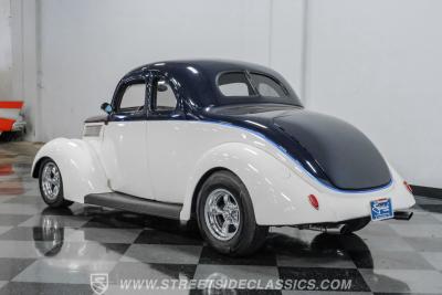 1937 Ford 5-Window Coupe Streetrod